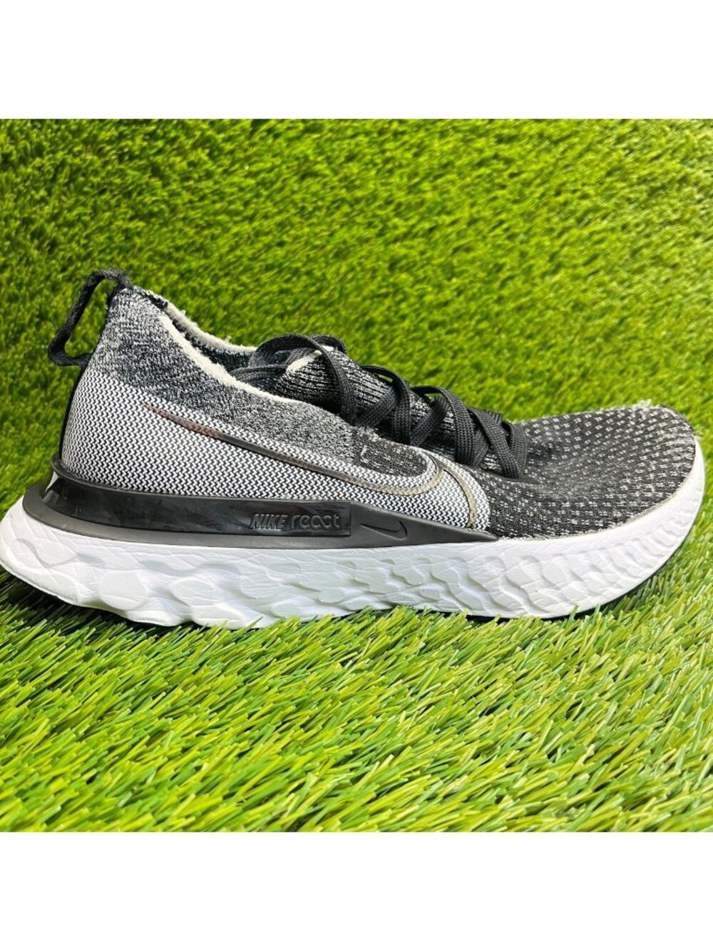 Nike React Infinity Run Flyknit 2 Womens Size 8.5 Black Running Shoes Sneakers